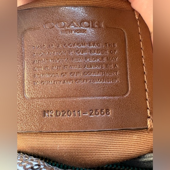 COACH KATY SATCHEL IN SIGNATURE CANVAS - Picture 4 of 17